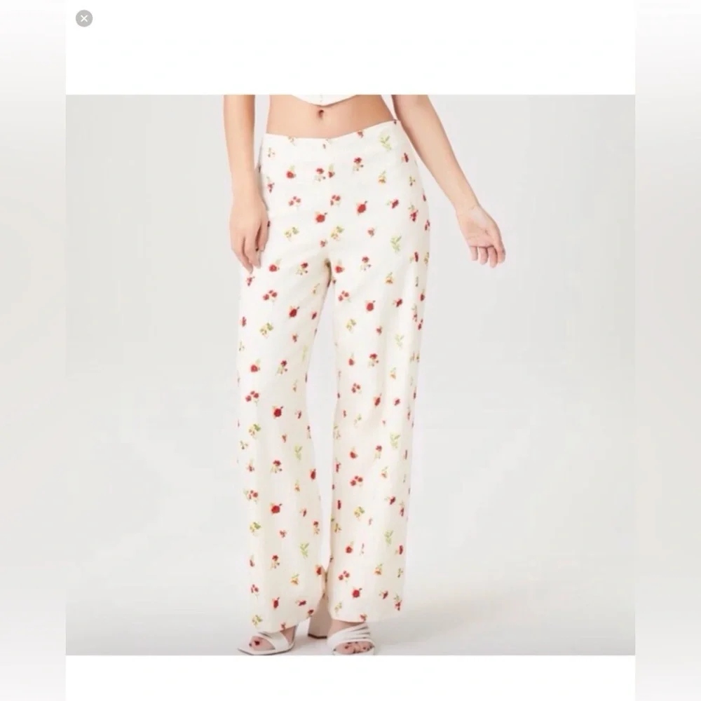 Forever 21 Linen Floral Pants - Picture 6 of 11